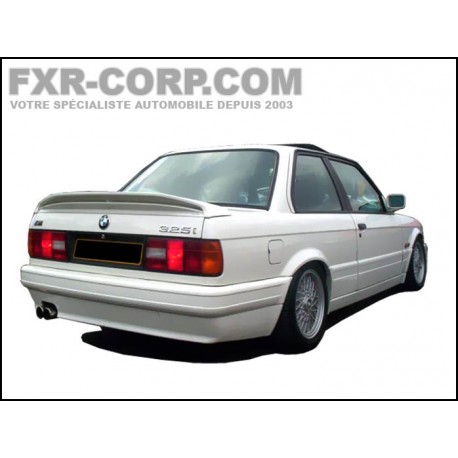 TECH - Pare-choc arrière BMW E30