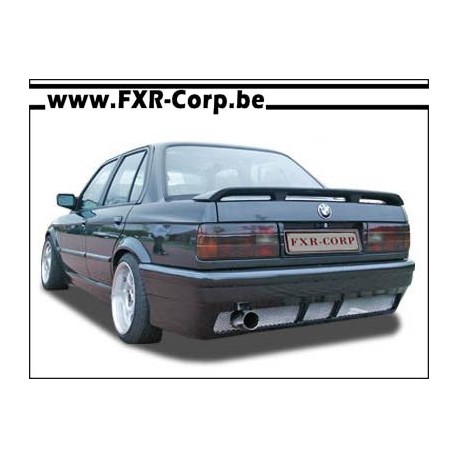 SQUARE - Pare-choc arrière BMW E30