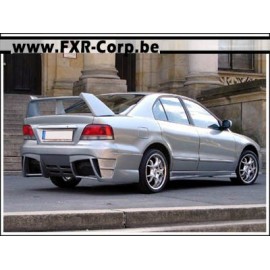 PREDATOR - Pare-choc arrière MITSUBISHI GALANT